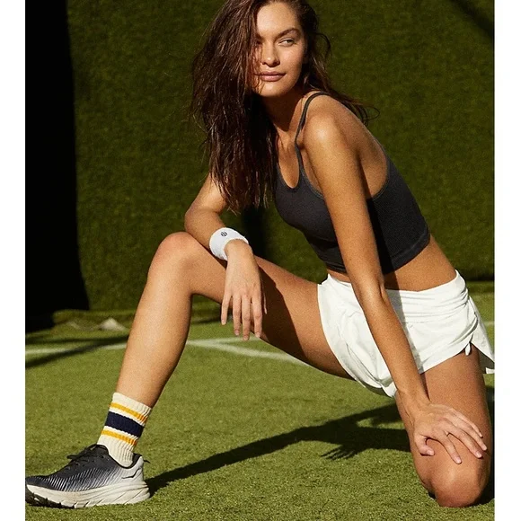 NEW Free People Movement Happiness Runs Long Crop Tank - Picture 2 of 12